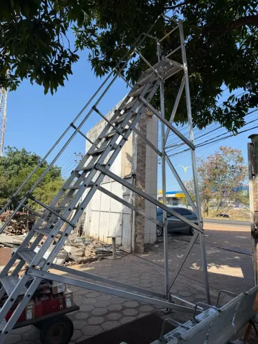 Escada Alumínio 4m