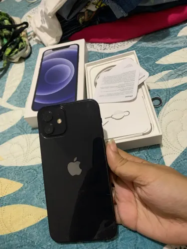iPhone 12 