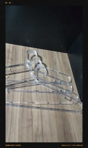 Vende-se cabides acrílico