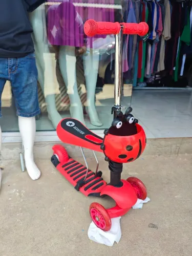 Patinete infantil joaninha