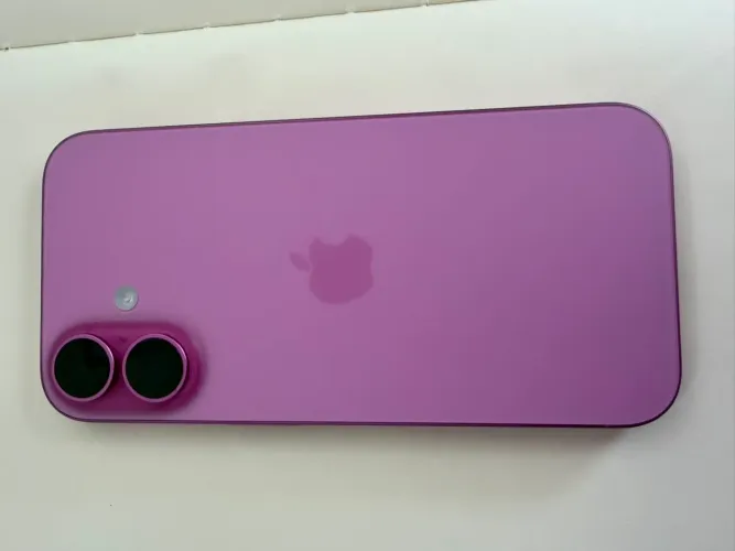 Vende IPhone 16 Rosa