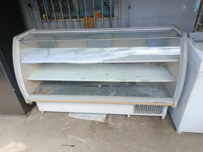 Vendo expositor balcão marca gelopar