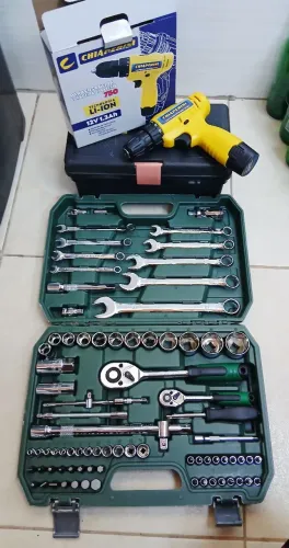 Vendo maleta de ferramentas novas faltando 2 chaves!! E uma parafusadeira elétrica nova!!!