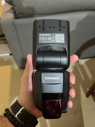 Flash Yongnuo YN600EX-RTII para Canon