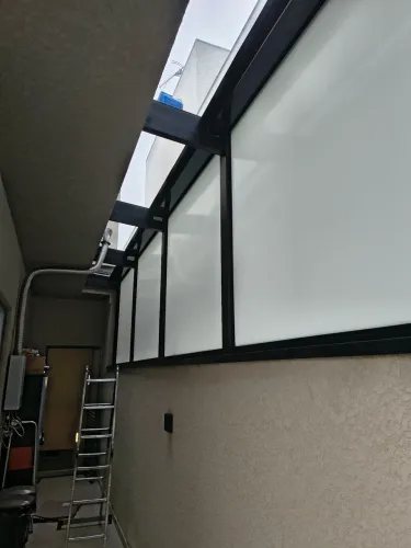 Parceria - Comercial em Coberturas de Vidros