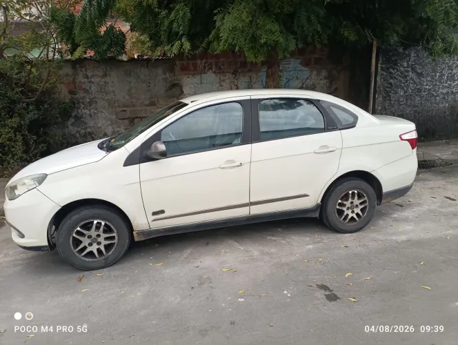 Fiat Grand Siena Essence Dual. 1.6 Flex 16V 2014