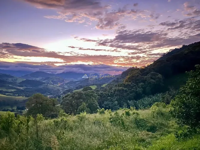 UM REFÚGIO EXCLUSIVO NA SERRA DA MANTIQUEIRA - Bairro Cantagalo, São Bento do Sapucaí - SP