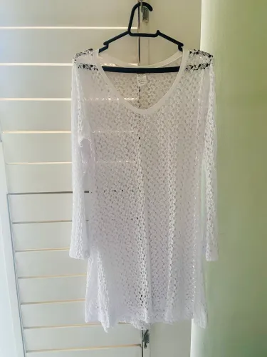 Saída de praia em renda M