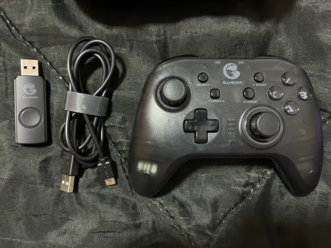 Controle s/ fio Gamesir T4 Pro + Case