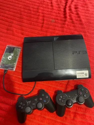 PS3 SUPER SLIM DESBLOQUEADO, 2 CONTROLES E COM HD EXTERNO!