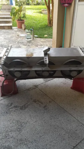 Compressor + motor Weg e evaporador