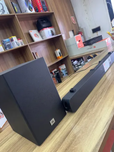 Caixa de som JBL Cinema Sb180