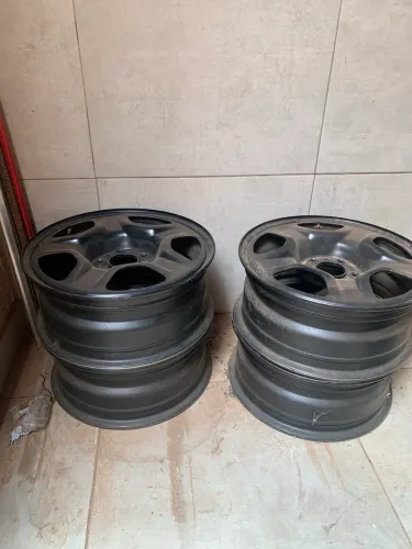 Rodas de ferro da toro/Renegade
