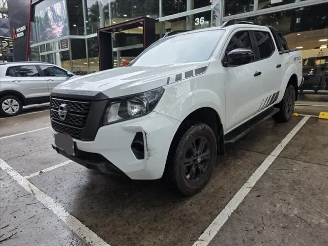 Nissan Frontier LE Attack CD 4X4 2.5 TB Die.aut 2023