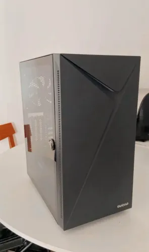 Pc Gamer - I7-9 16GB / RX 560 series 4GB 
