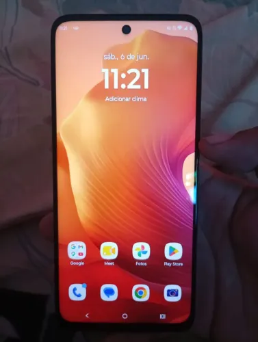 Vendo celular moto g 15 novo 