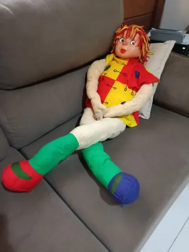 Boneca Emília gigante
