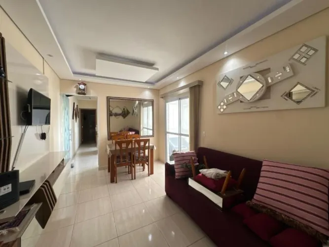 Apto de 1 Dorm, C/ SACADA, 53,36 m2 de área útil. BAIRRO: GUILHERMINA.