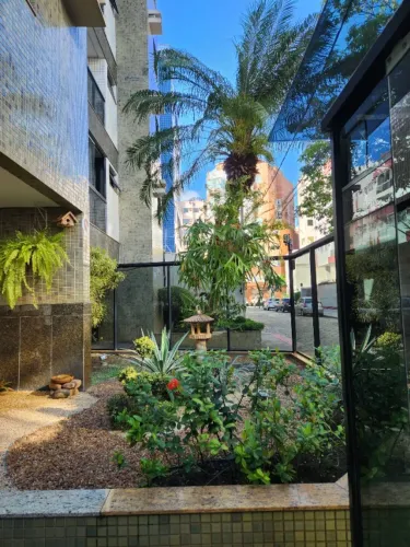 Ótimo Apto 2 qtos / Suíte, 65 M2, 02 Vagas garagem, excelente localização, rua tranquila!