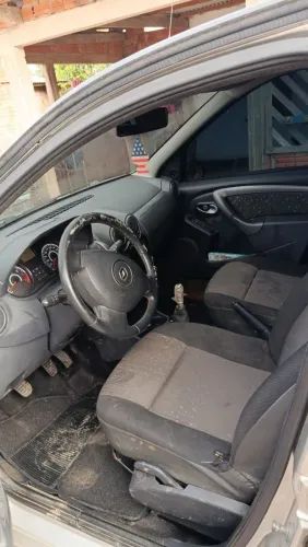 Renault Logan Expression Hi-flex 1.6 8V 4P 2012
