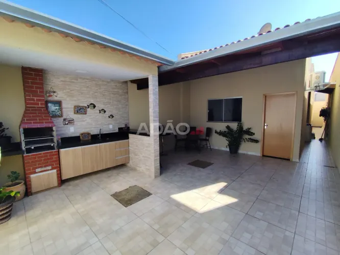 CASA SETOR TRÊS MARIAS