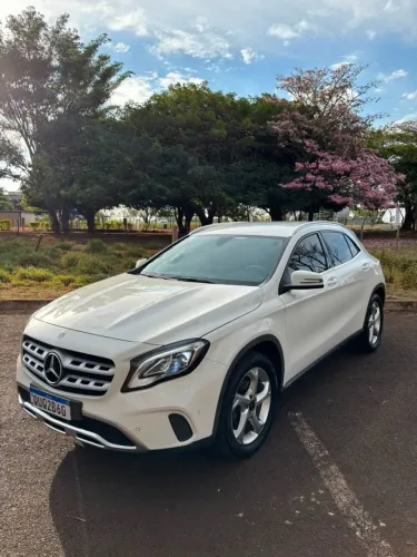 Mercedes-Benz GLA 200 Adv. 1.6/1.6 TB 16V Flex Aut. 2019