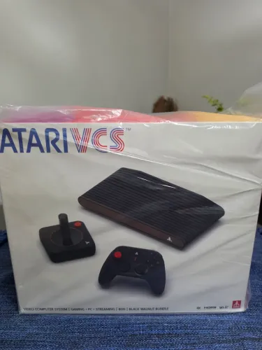 Console Atari VCS 800 32GB Bundle Kit