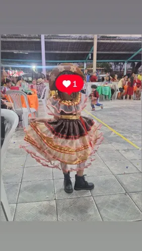 VESTIDO E CHAPEU JUNINO MARIA BONITA