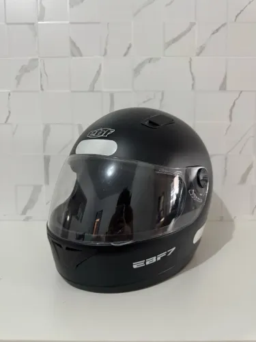 Capacete