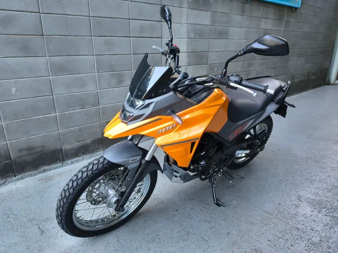 NH 300 2.850 Km originais Único dono