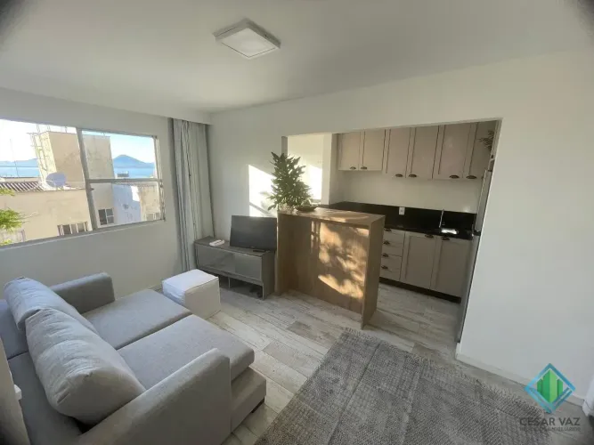 Ótimo apartamento de 2 dormitórios em Coqueiros - Florianópolis - SC