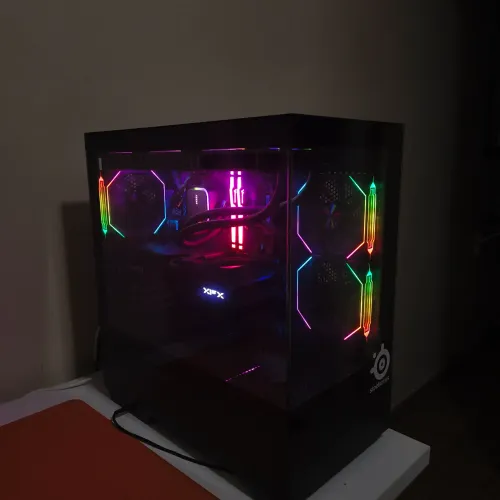 PC Gamer Completo Ryzen - 7 7700, RX 9600 XT 16GB, 16GB DDR5..
