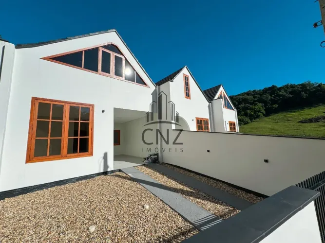 Casa para locação em Brusque-SC, Nova Brasília: 3 quartos, 2 suítes, 2 vagas de garagem, 1