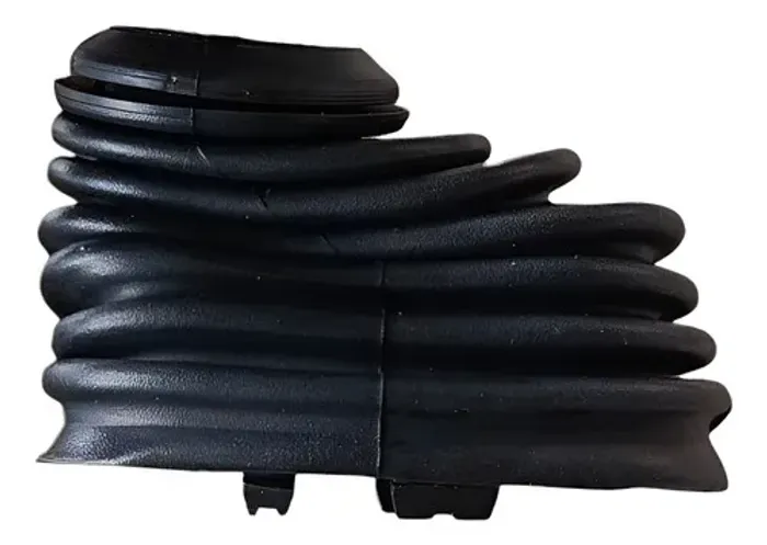 Coifa Guarda Po Porta Traseira Vw Golf Bora 2000 2013