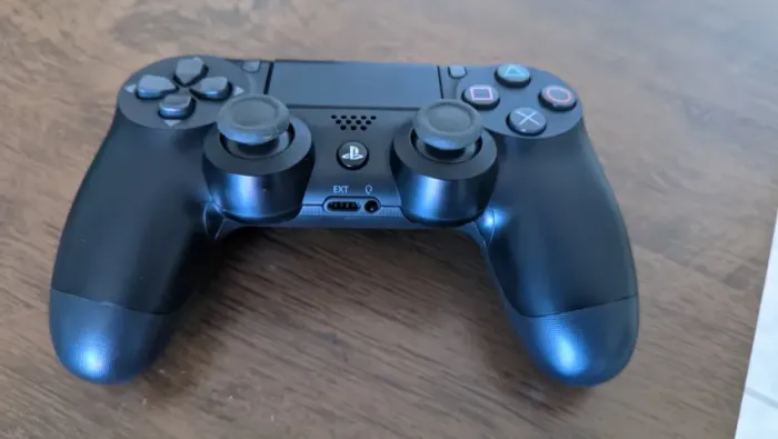 Controle Sony Dualshock 4 PS4, Sem Fio, Preto