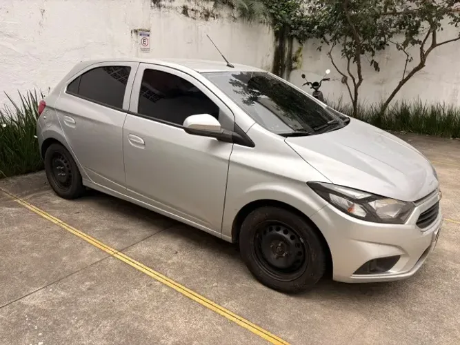 Chevrolet Onix Hatch LT 1.4 8V Flex Mec. 4P 2018
