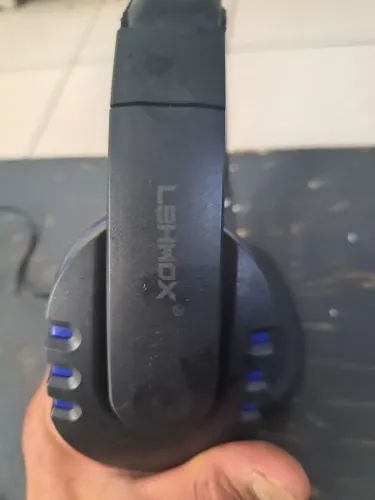Fones