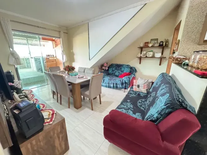 Imóvel para venda possui 300 metros quadrados com 2 quartos em Muquiçaba - Guarapari - ES
