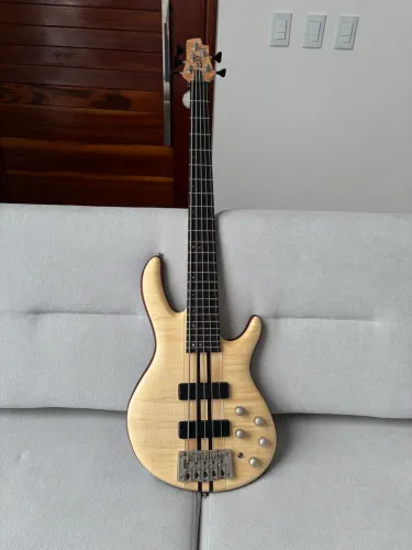 Baixo Cort Artisan A5 Plus FMMH OPN