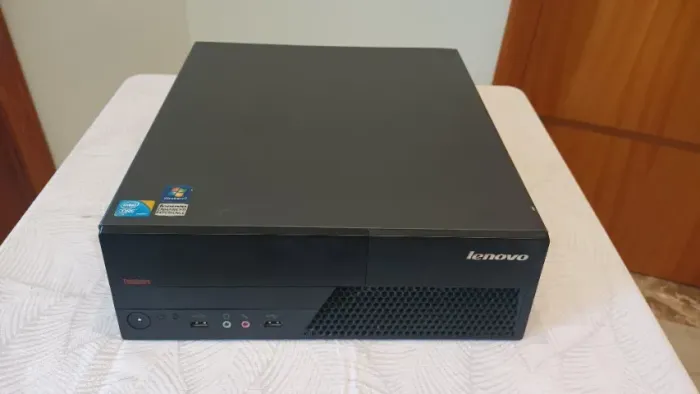 Desktop Lenovo ThinkCenter Core 2 Duo 3ghz 8Gb RAM e 240GB SSD Win10Pro(pt-br)