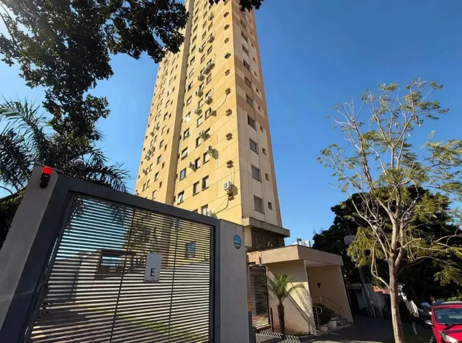 Apartamento para alugar no Ed. London
