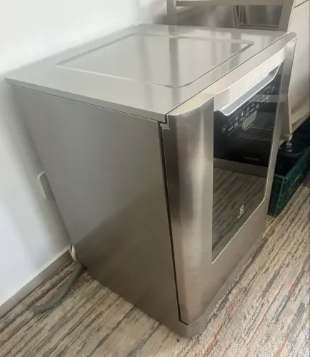 Máquina de lavar louça Electrolux