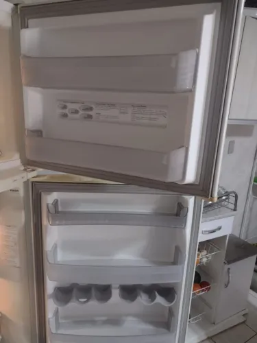 Vendo um refrigerador Brastemp 380 l