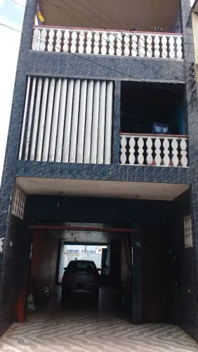 Uma verdadeira mansão longe do trânsito tumultuado.