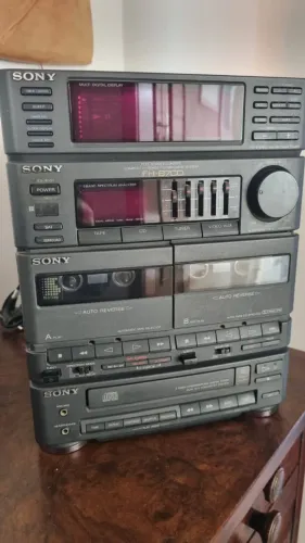 Aparelho Som SONY para aproveitamento de peças