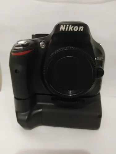 Kit Nikon D5200 mais lentes e 4 baterias e carregador