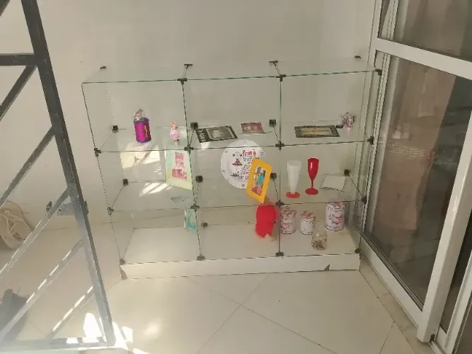 Estante de vidro 