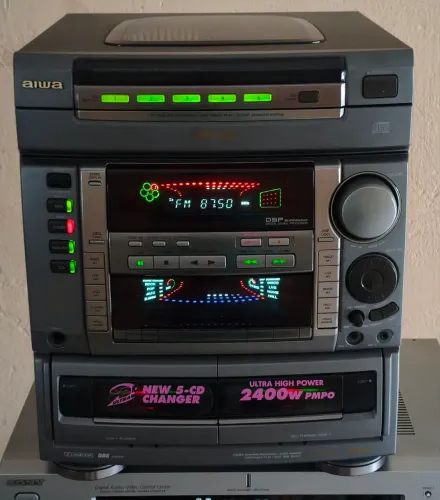 Central Aiwa f15 em excelente estado de conservação