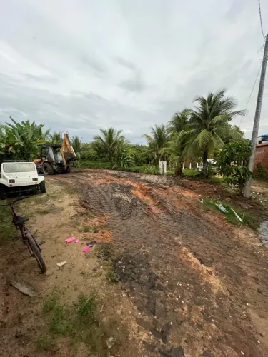 Vende-se terreno