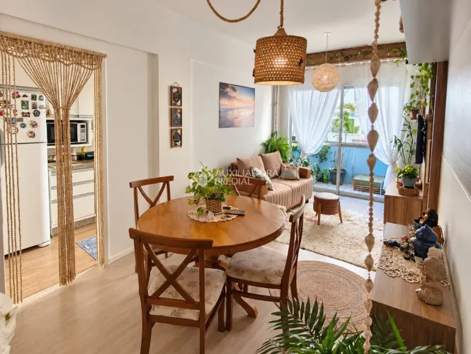 Apartamento com 2 Quartos à venda, 58m² - Coqueiros